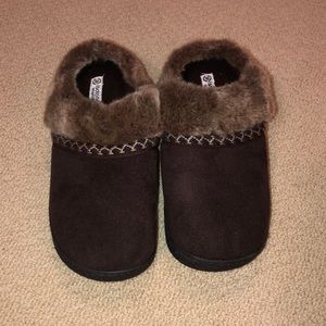 Women’s slippers